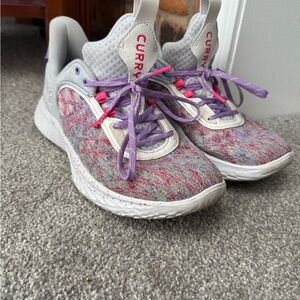 Under Armour Gray Sneakers with Purple Soles